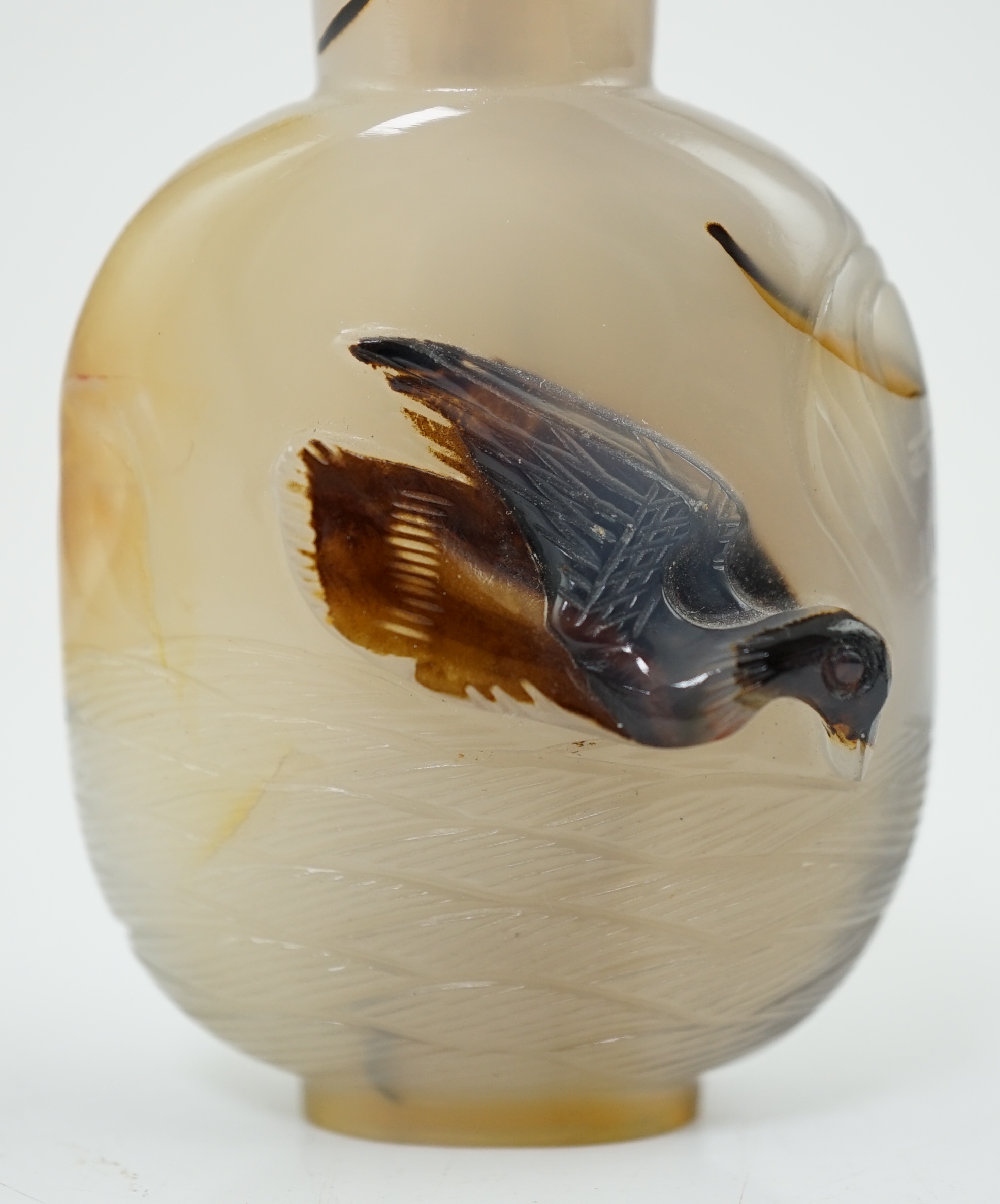 A Chinese shadow/cameo agate 'duck in a pond' snuff bottle, 19th/20th century